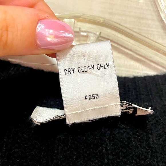 Vintage Laura Winston Black Lambswool Angora Rabbit Hair Button Cardigan Sz M - Picture 4 of 5